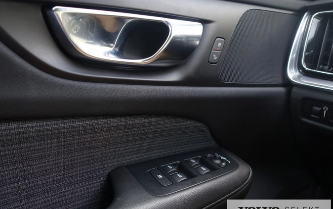 Volvo V60 cena 159900 przebieg: 84000, rok produkcji 2022 z Rumia małe 529